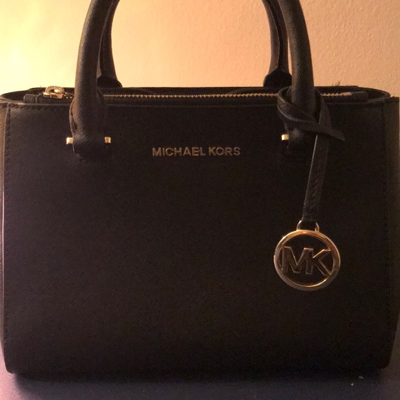 Michael Kors Purse - Picture 2 of 5